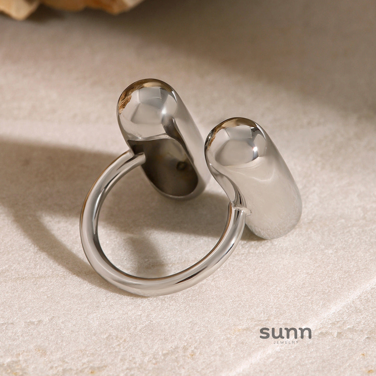 Merritt Sculptural Open Ring [OLLGDZEI]