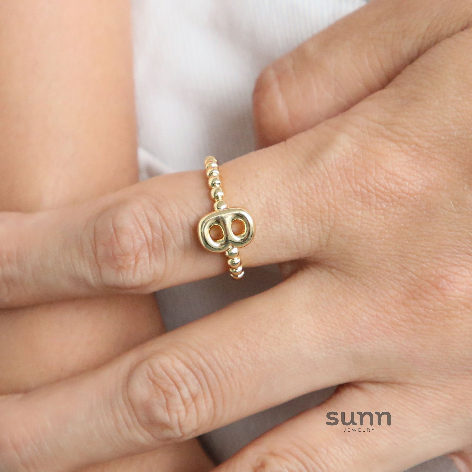 Michele Gold Bubble Letter Ring [X6OIUEPE]