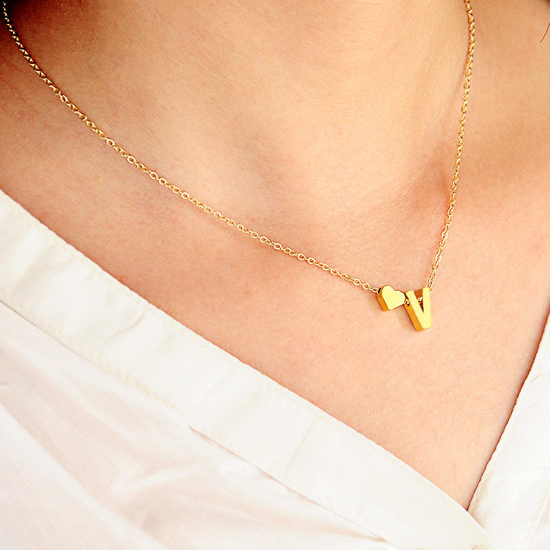 Mila Delicate Initial Necklace [IN3TXCQ0]
