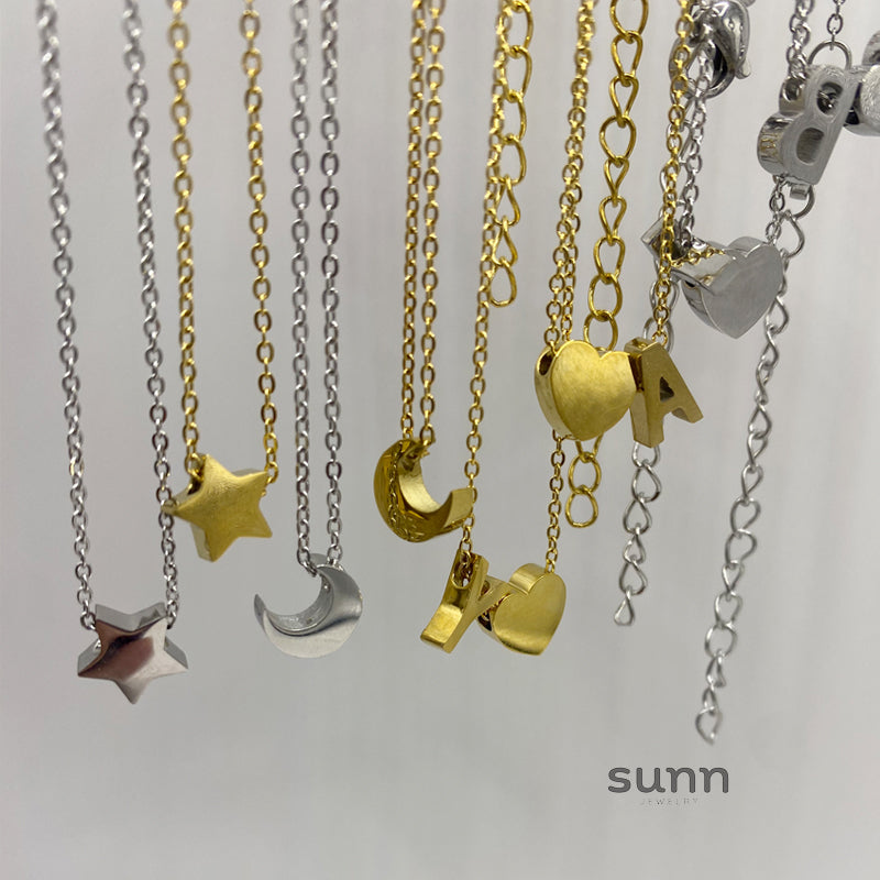 Mila Delicate Initial Necklace [U4O666GI]
