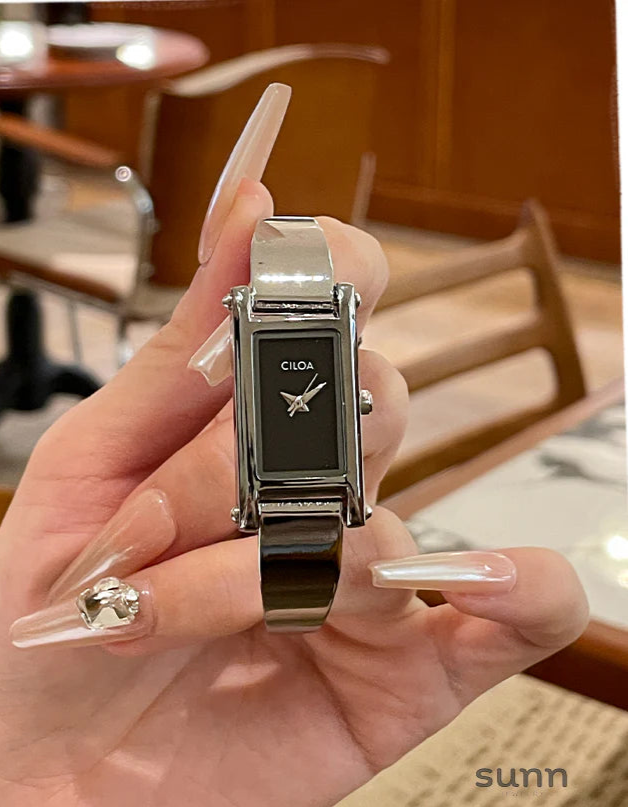 Mila Vintage Bracelet Watch