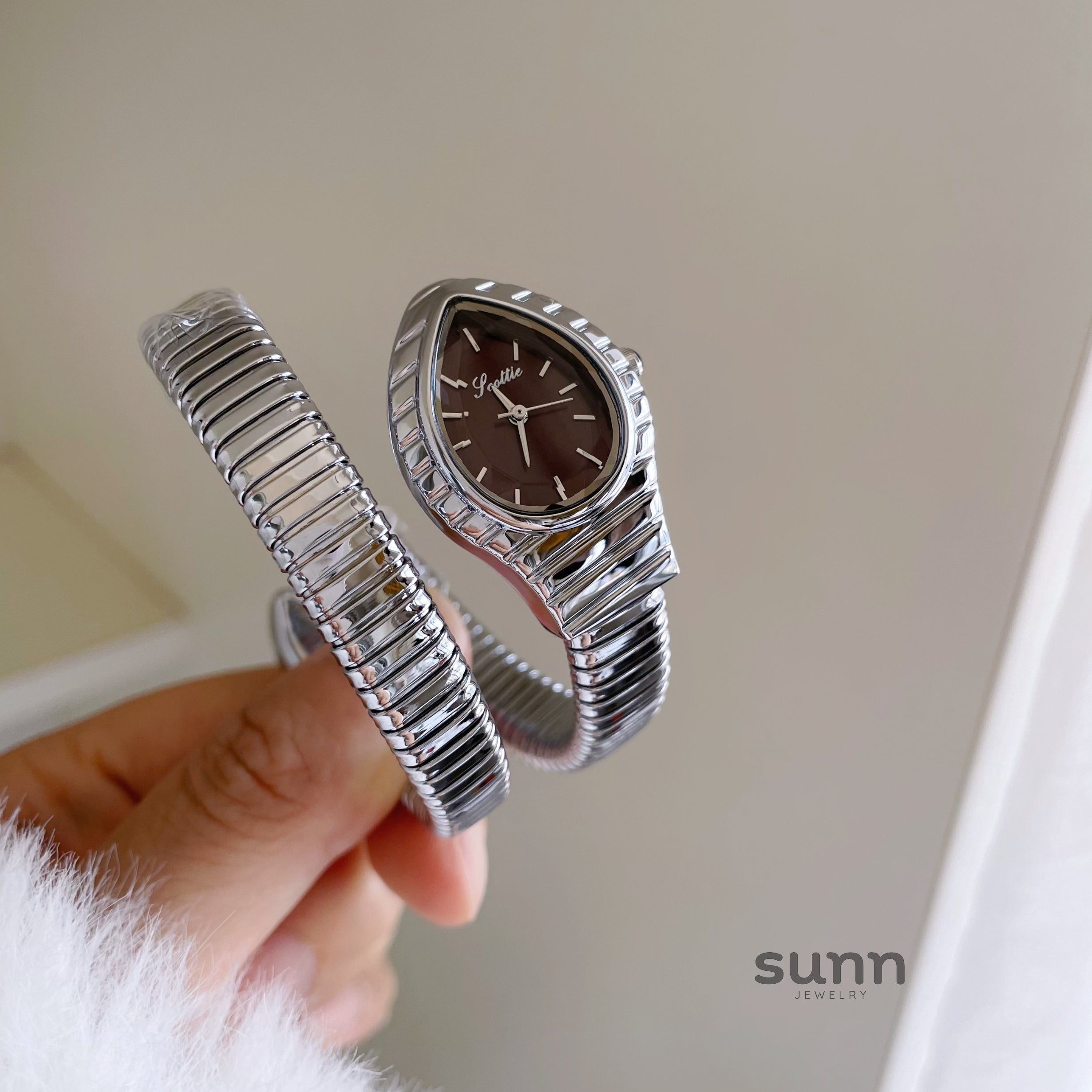 Milagros Coiled Serpent Watch [WWEZL6D0]