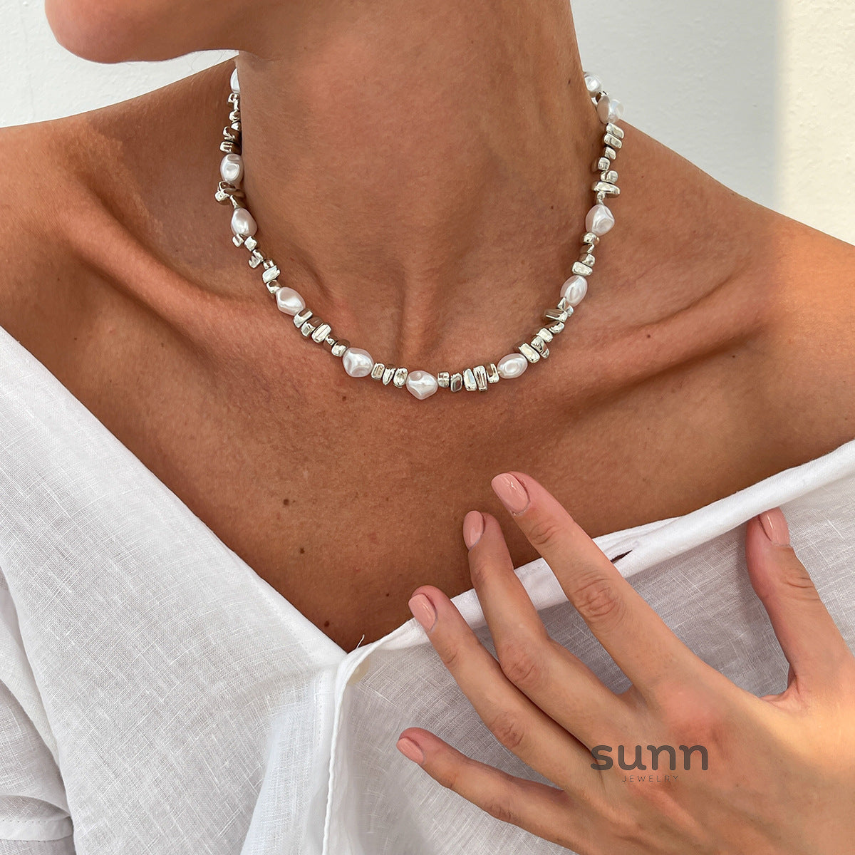 Milani Layered Gem Heart Necklace [NLODIF0E]