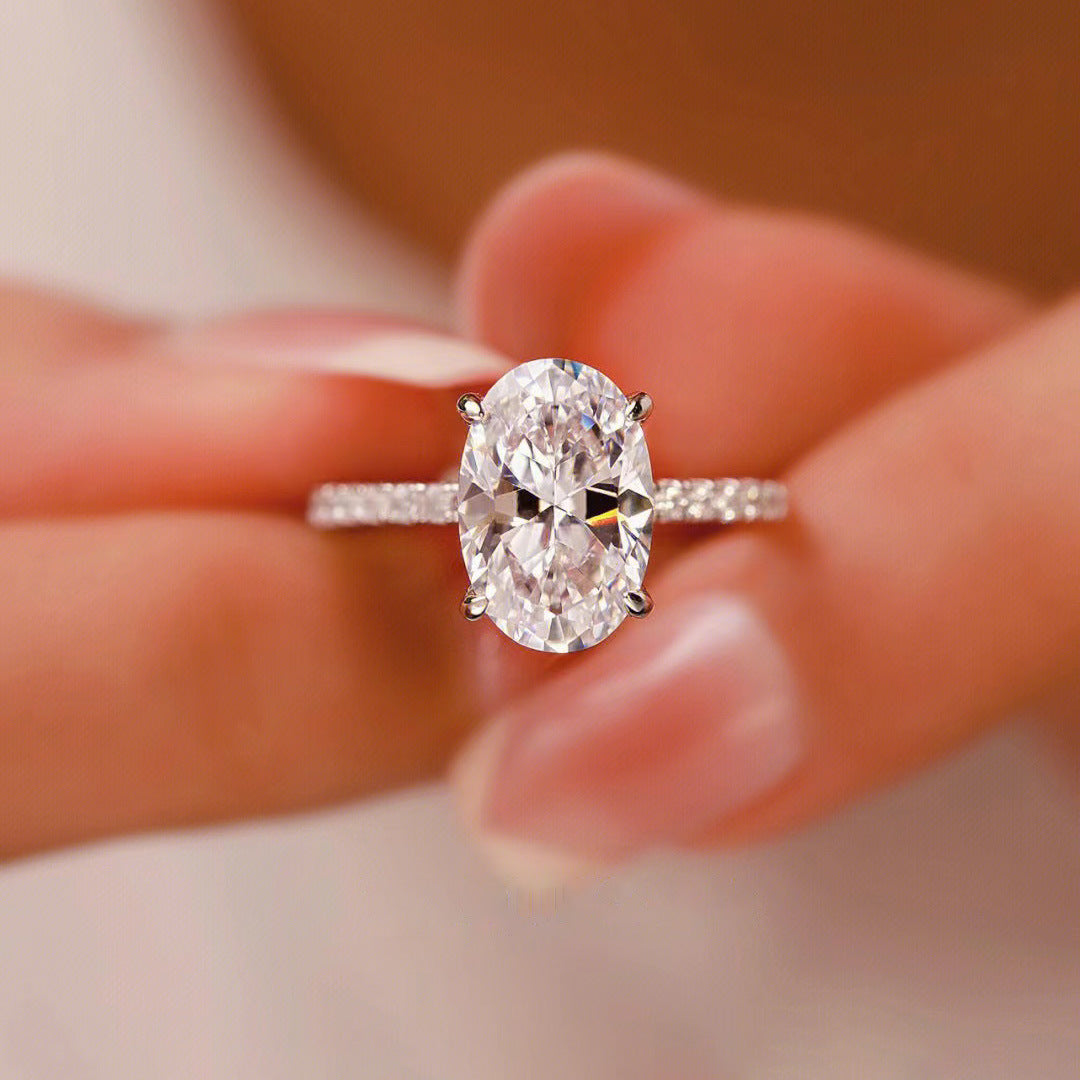 Mildred Oval Moissanite Ring [H422HI0K]