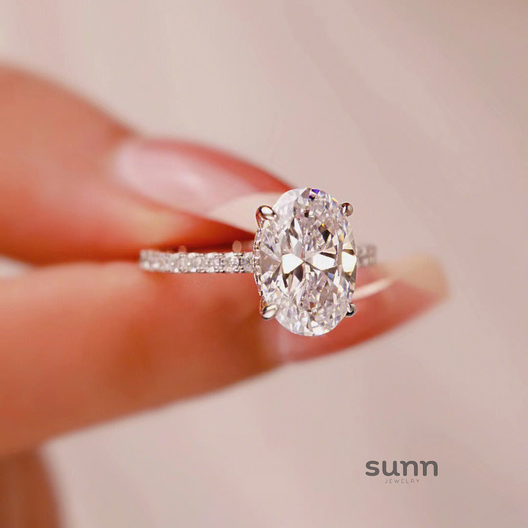 Mildred Oval Moissanite Ring [H422HI0K]