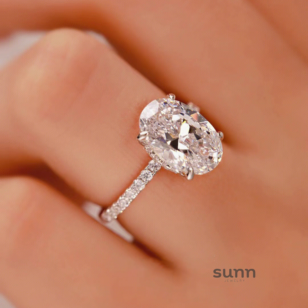 Mildred Oval Moissanite Ring [MQH4Z65V]