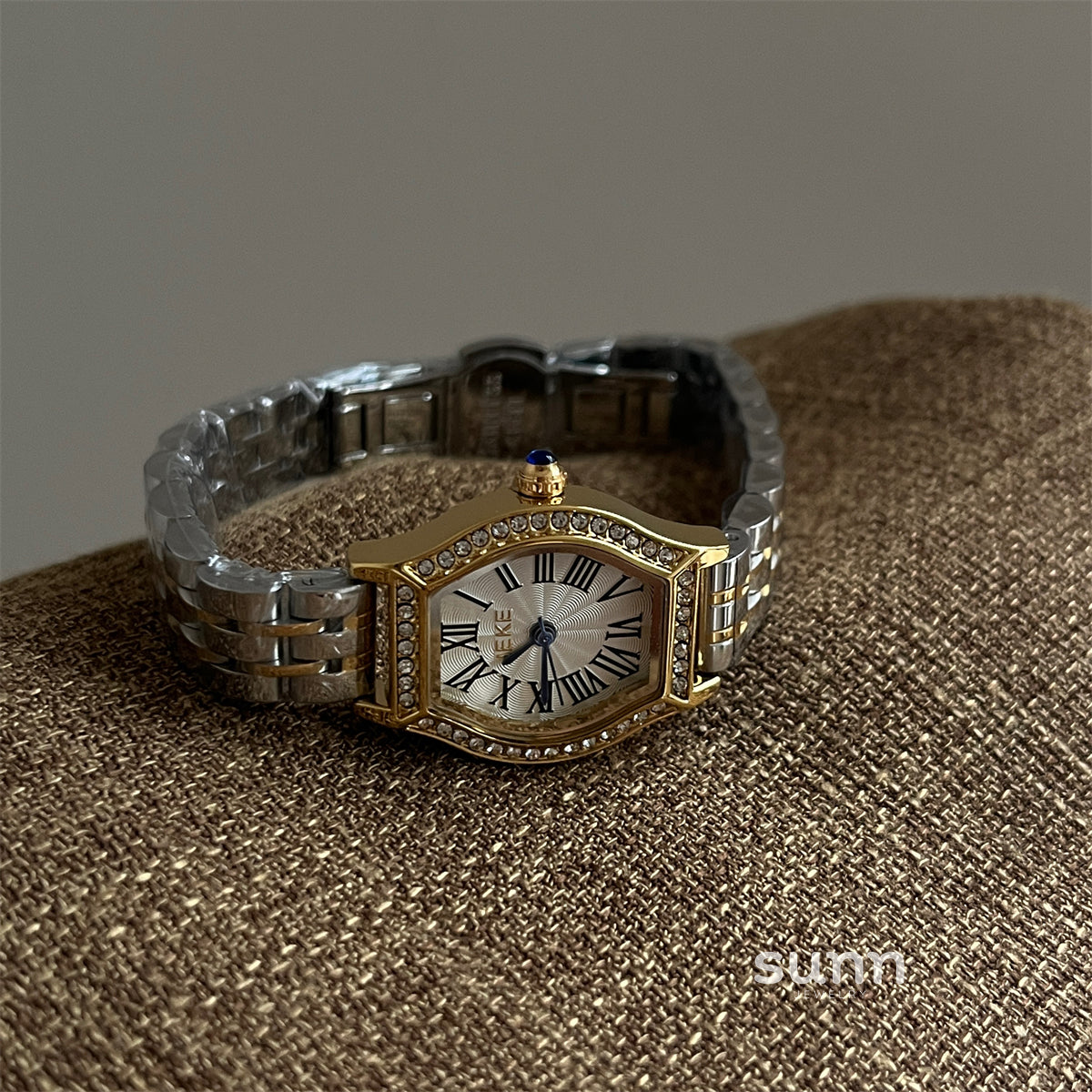 Milliana Barrel Diamond Watch [U7JYBR7Z]