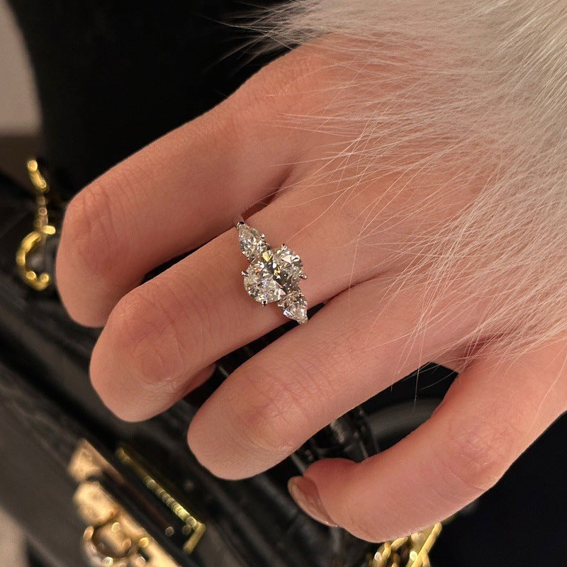 Millie Radiant Zircon Ring [72KYEY4K]