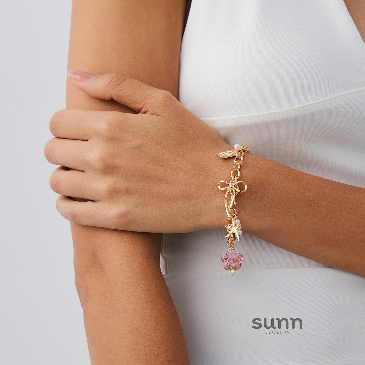 Minerva Ceramic Pearl Bracelet Set [45JEN70C]