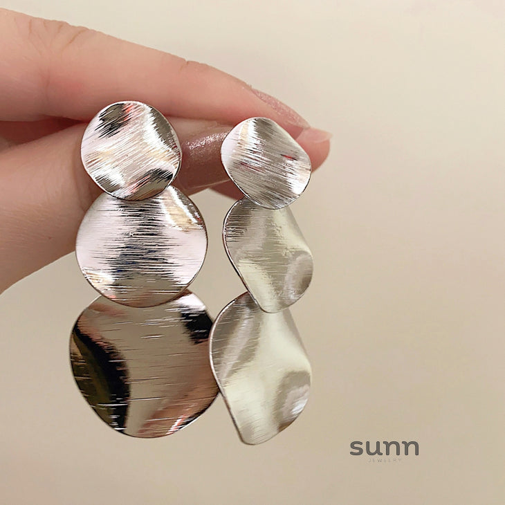 Minka Layered Brushed Earrings [ZG5I3X2R]