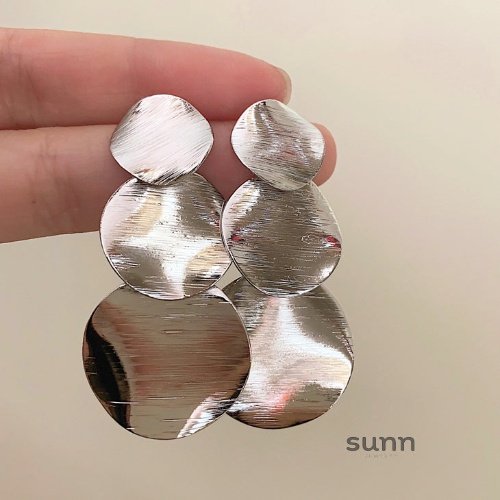 Minka Layered Brushed Earrings [52NN6E8L]