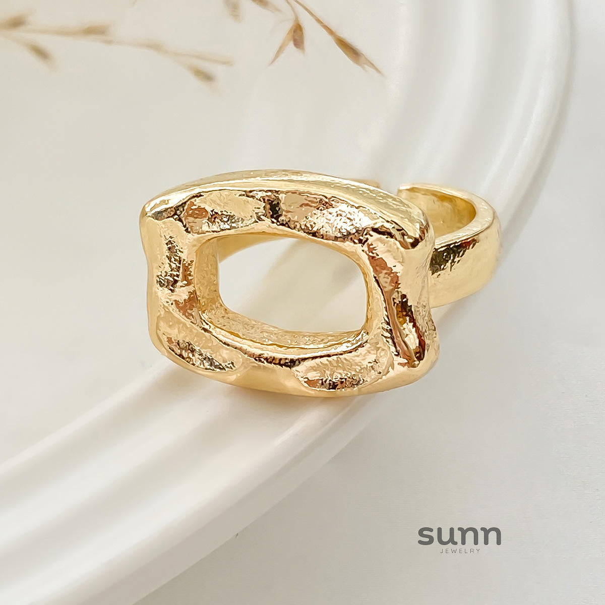 Miracle Glossy Butterfly Bow Ring [9LB3SW7H]