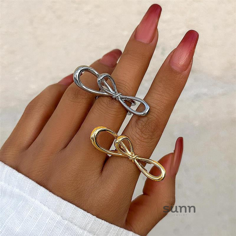 Miracle Glossy Butterfly Bow Ring [V8H0YDQ8]