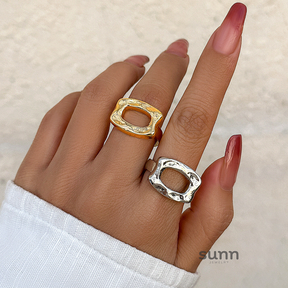 Miracle Glossy Butterfly Bow Ring [YC99PS7D]