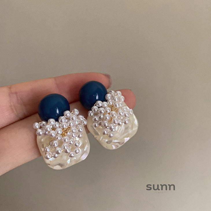 Miraya Pearl Bloom Earrings [G1BEZZJF]
