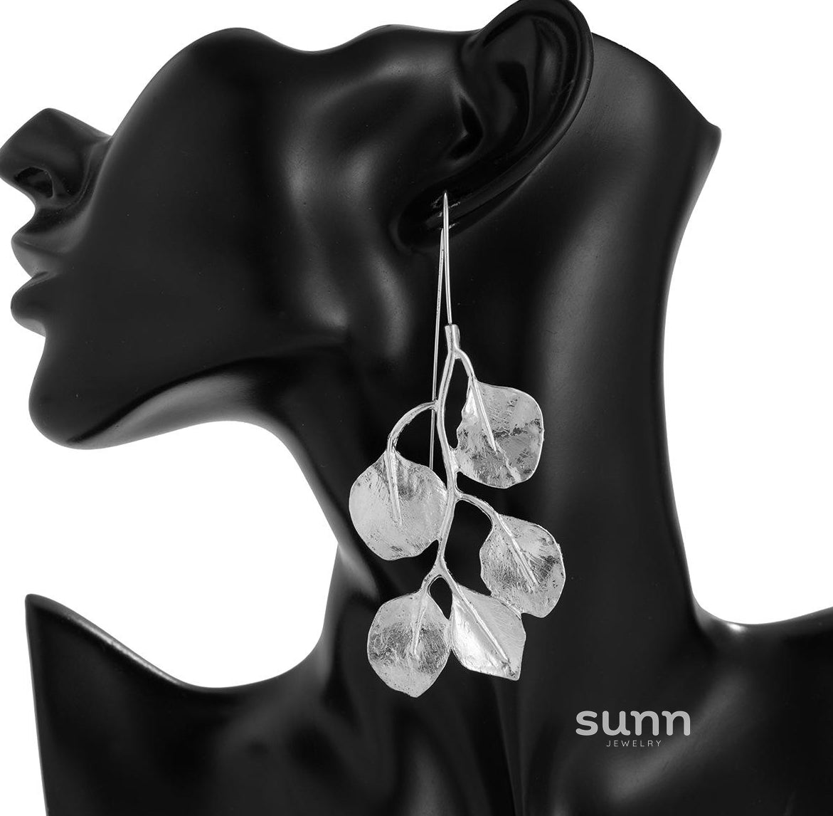 Miri Leaf Tassel Necklace [ZE6TBOE0]