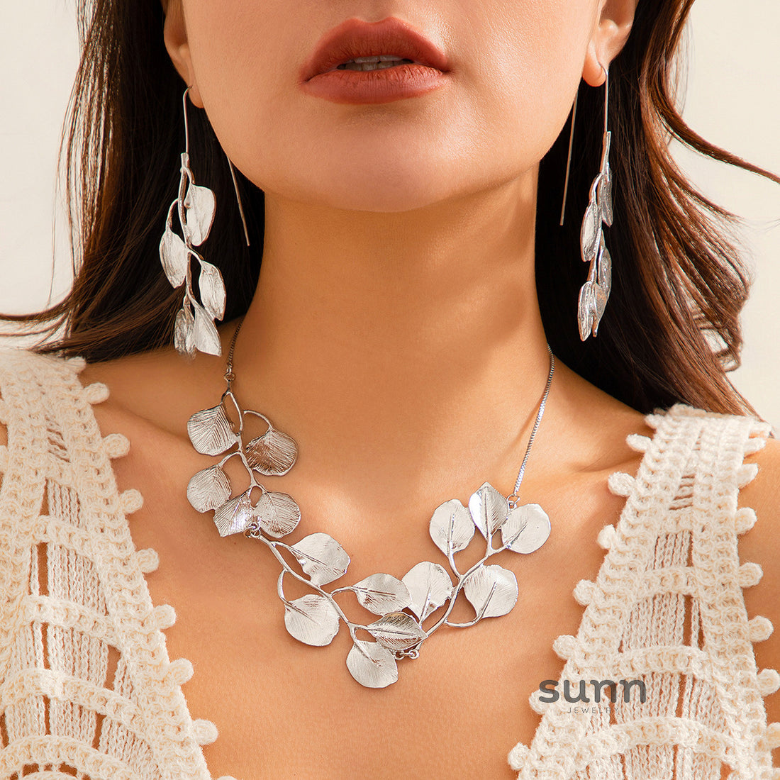 Miri Leaf Tassel Necklace [CPCXZ1WJ]