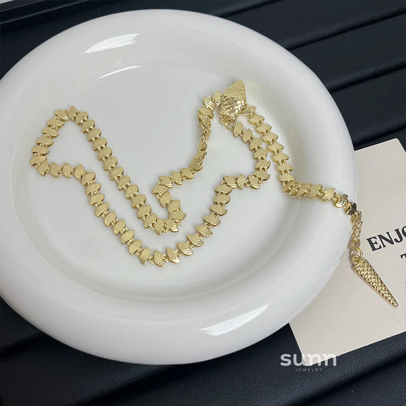 Mirian Snake Bone Choker