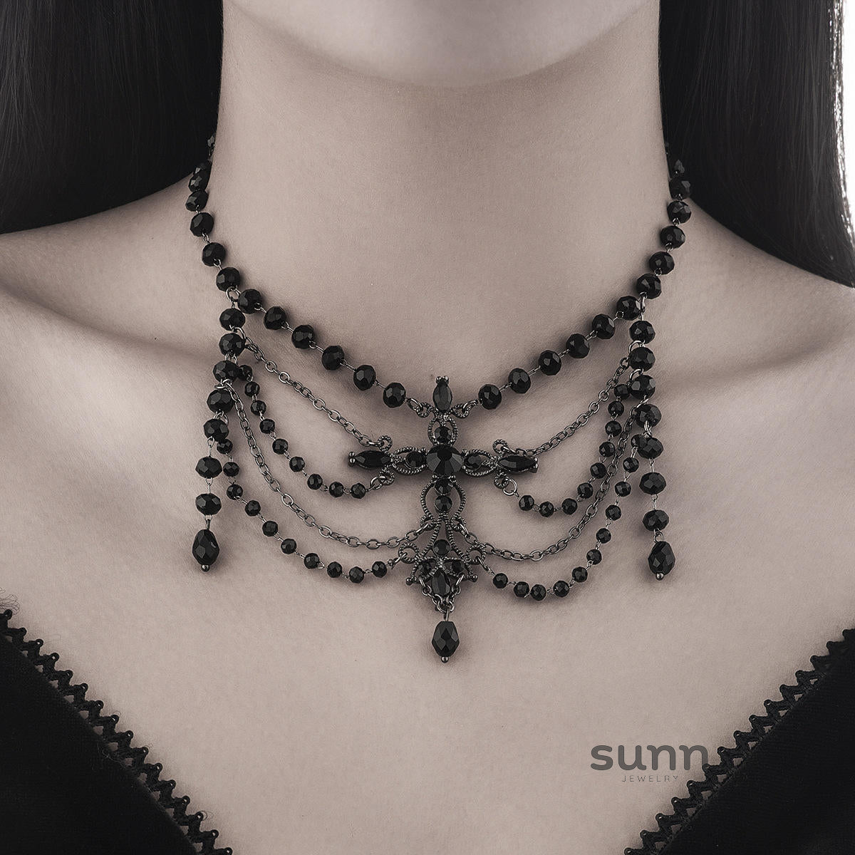 Miroslava Gothic Beaded Cross Necklace [OJ1AIEJR]