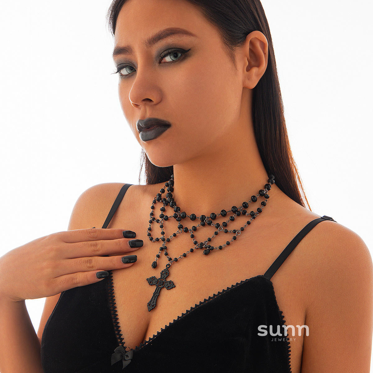 Miroslava Gothic Beaded Cross Necklace [E3W8K6RA]