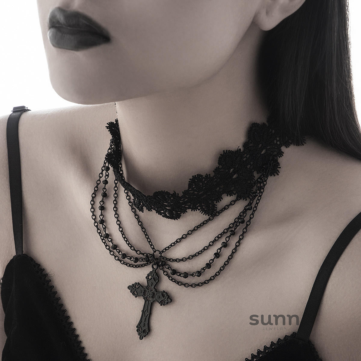 Miroslava Gothic Beaded Cross Necklace [Q6U7B1SM]