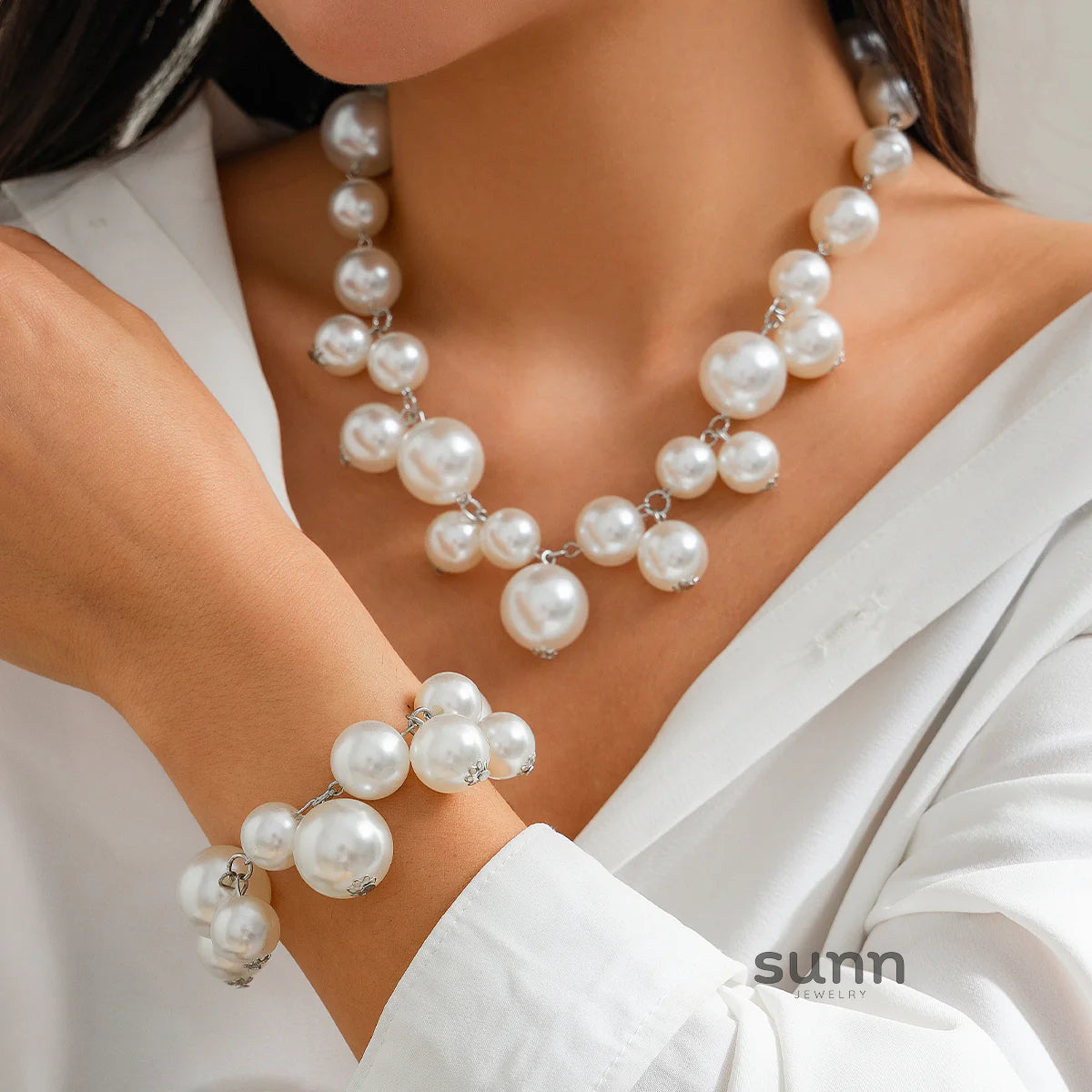 Misty Bold Bead Choker Necklace