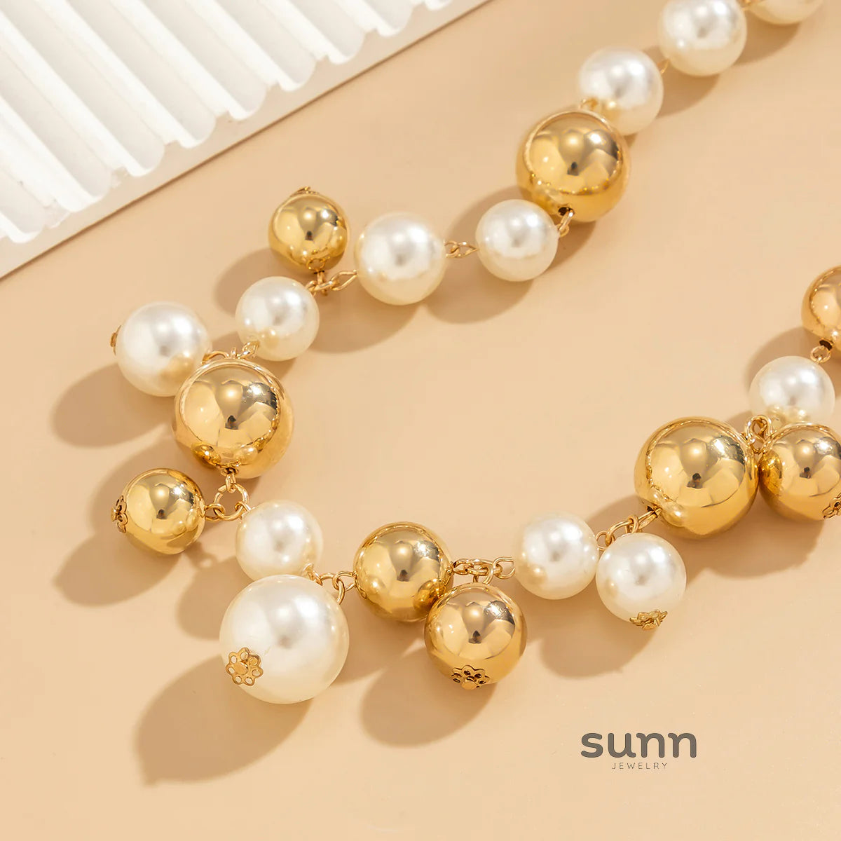 Misty Bold Bead Choker Necklace