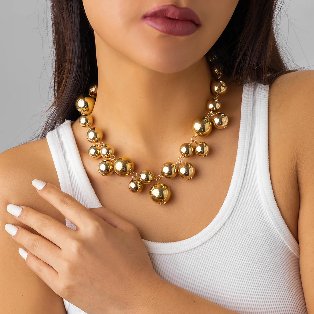 Misty Bold Bead Choker Necklace