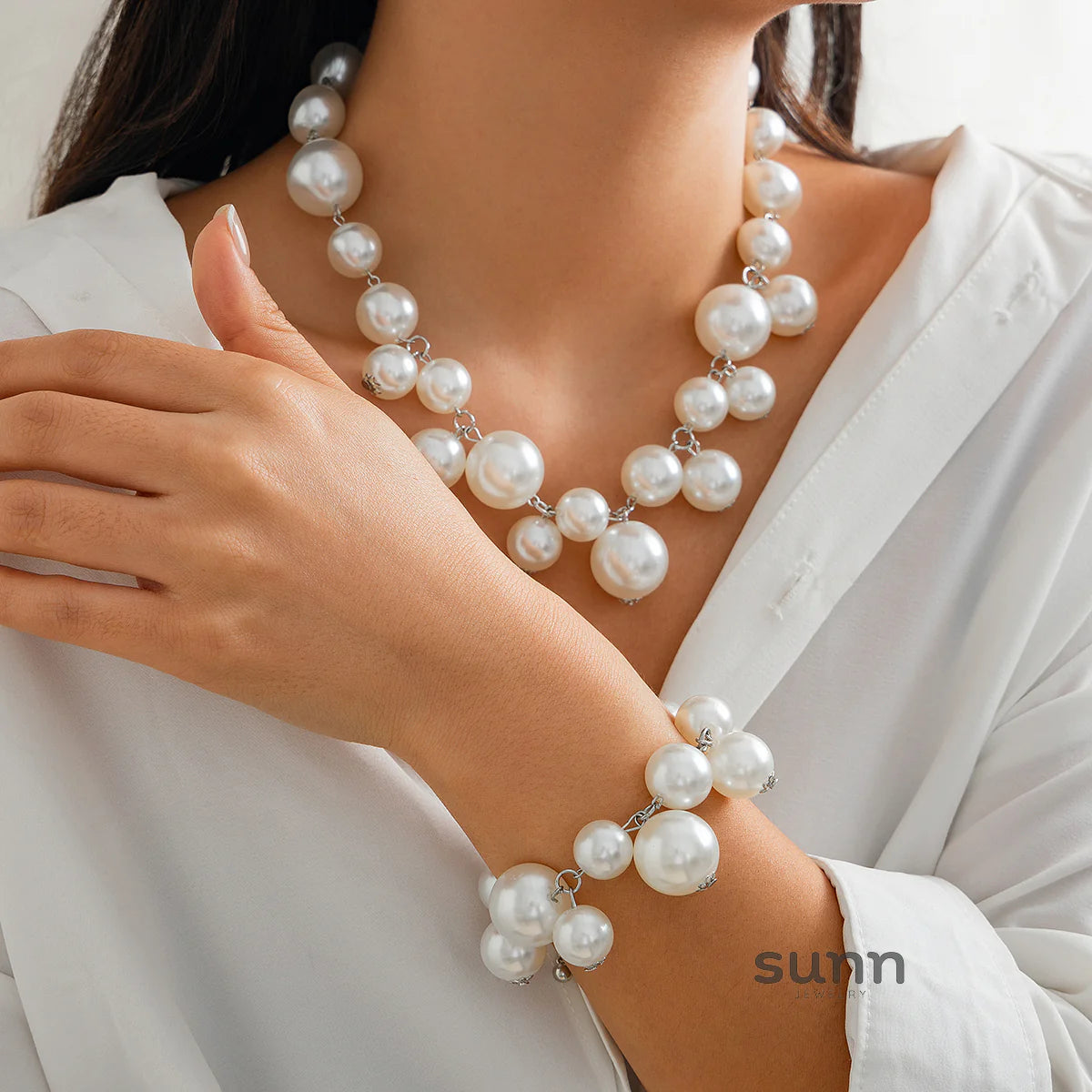 Misty Bold Bead Choker Necklace