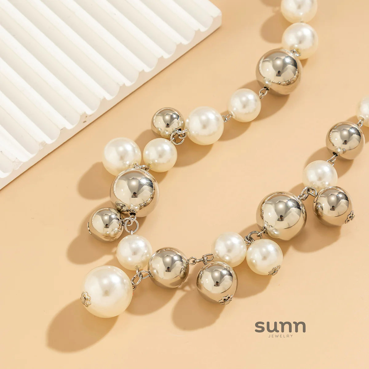 Misty Bold Bead Choker Necklace