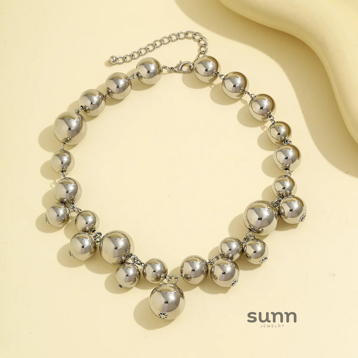 Misty Bold Bead Choker Necklace