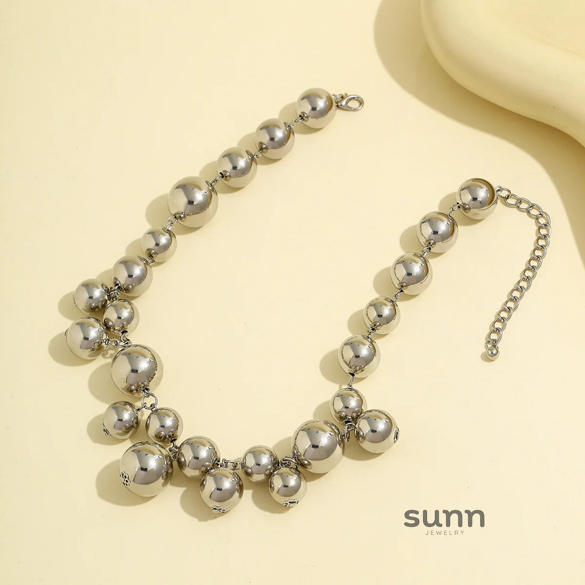 Misty Bold Bead Choker Necklace