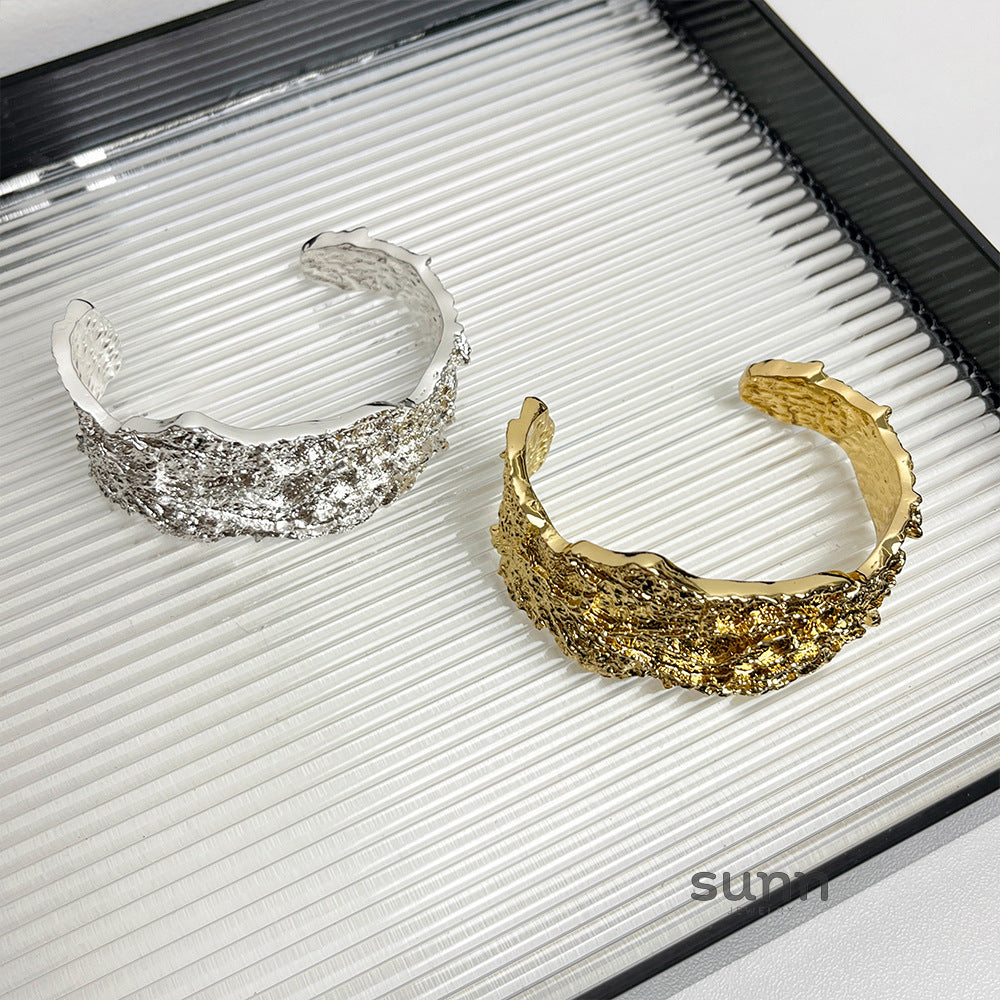 Monae Asymmetric Textured Bracelet [UL8UMJ5X]