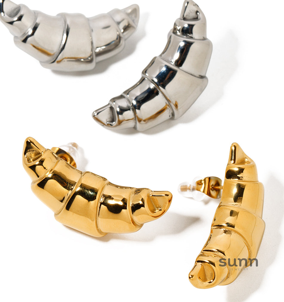 Monserrat Chunky Croissant Earrings [IRJM9KAY]