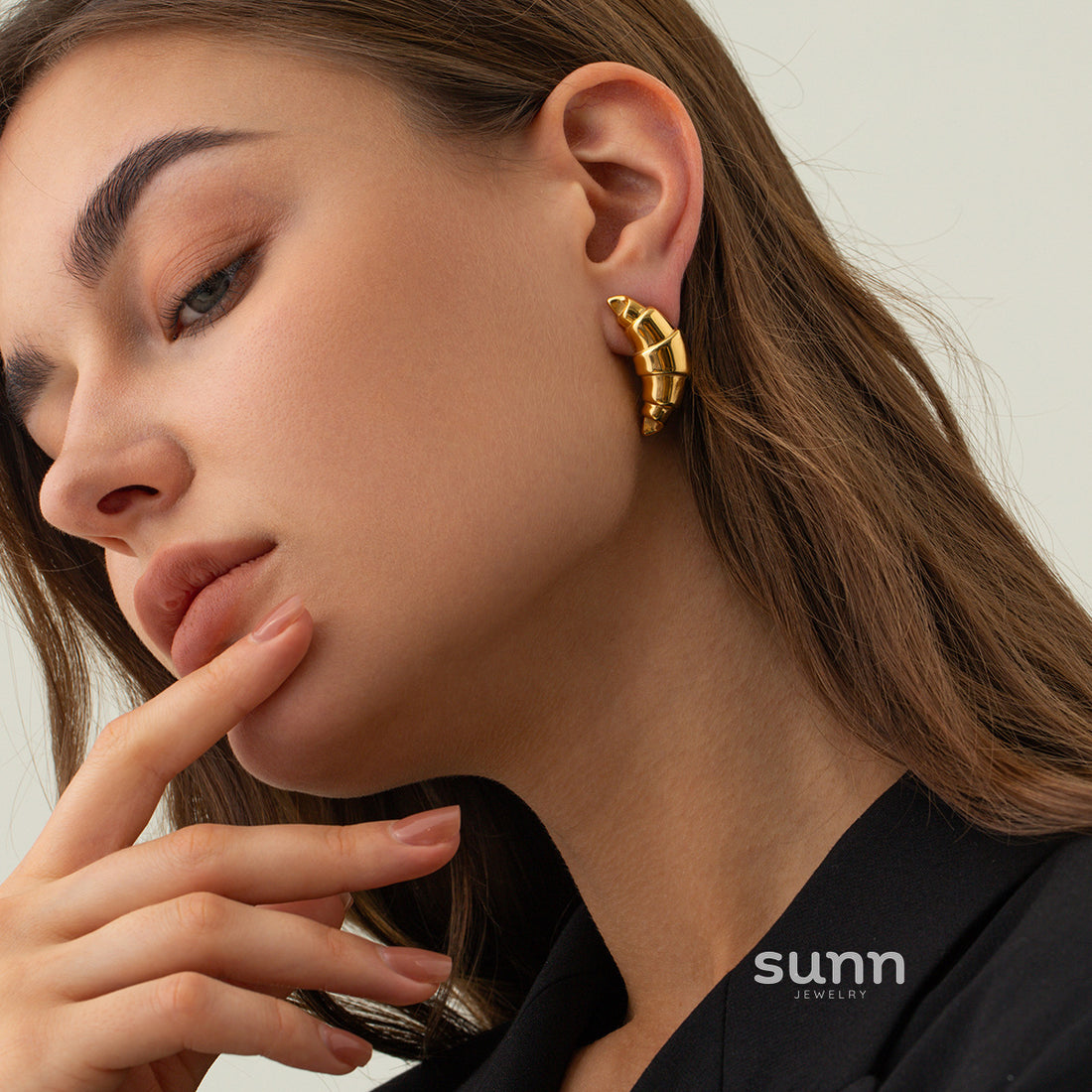 Monserrat Chunky Croissant Earrings [SX1SPM12]