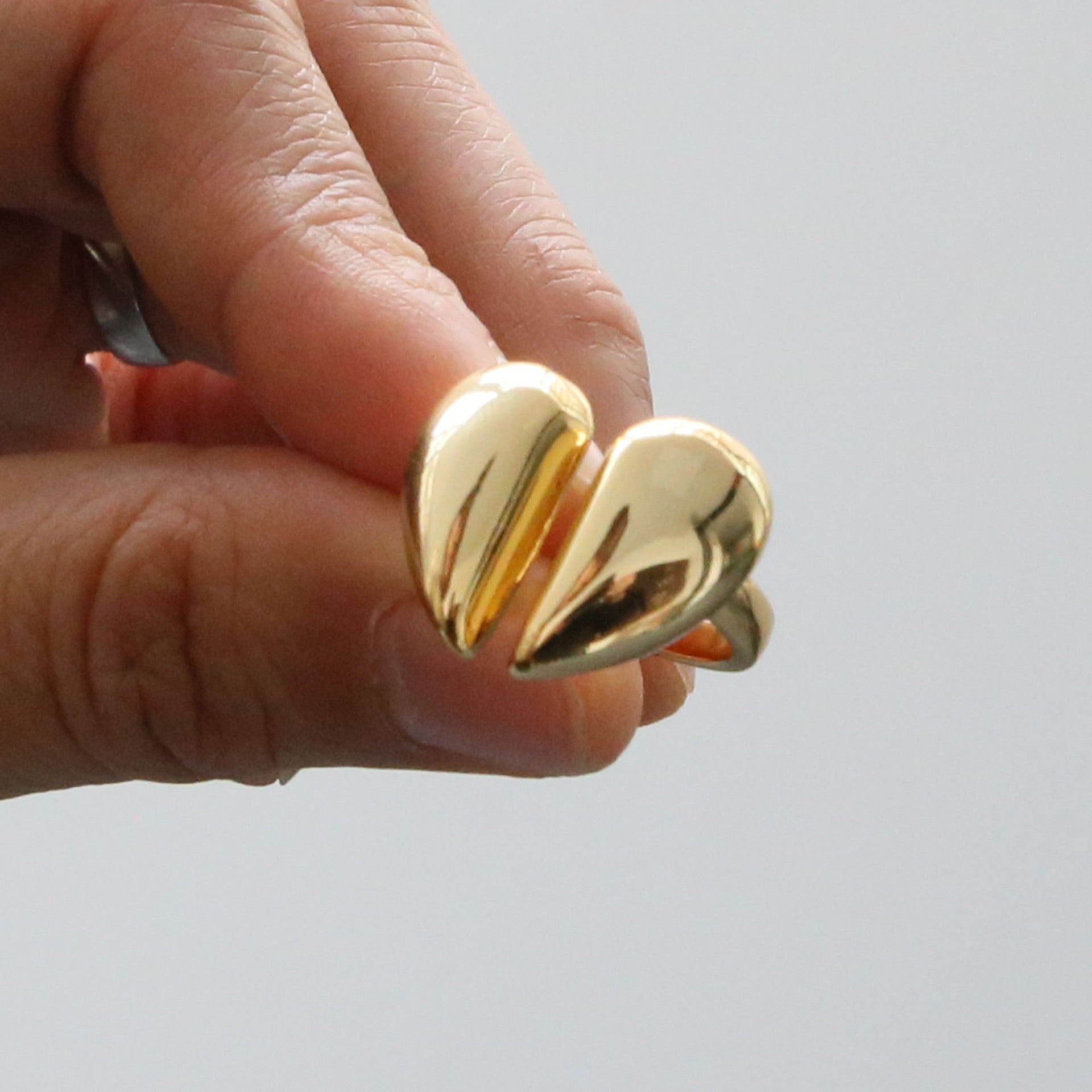 Monserrath Luminous Heart Ring [GB4PATZM]