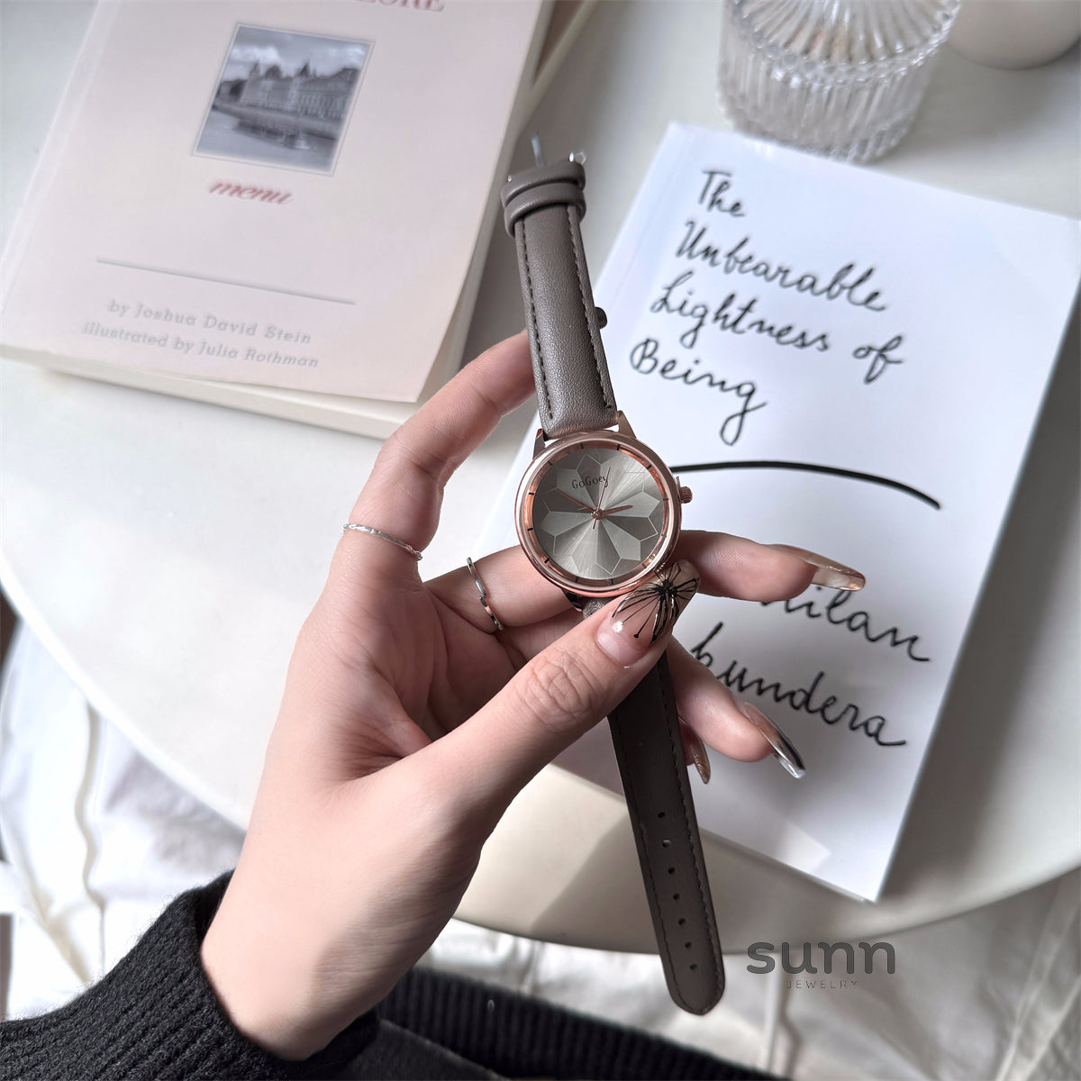 Morgan Elegant Square Watch [V3GMUIS6]