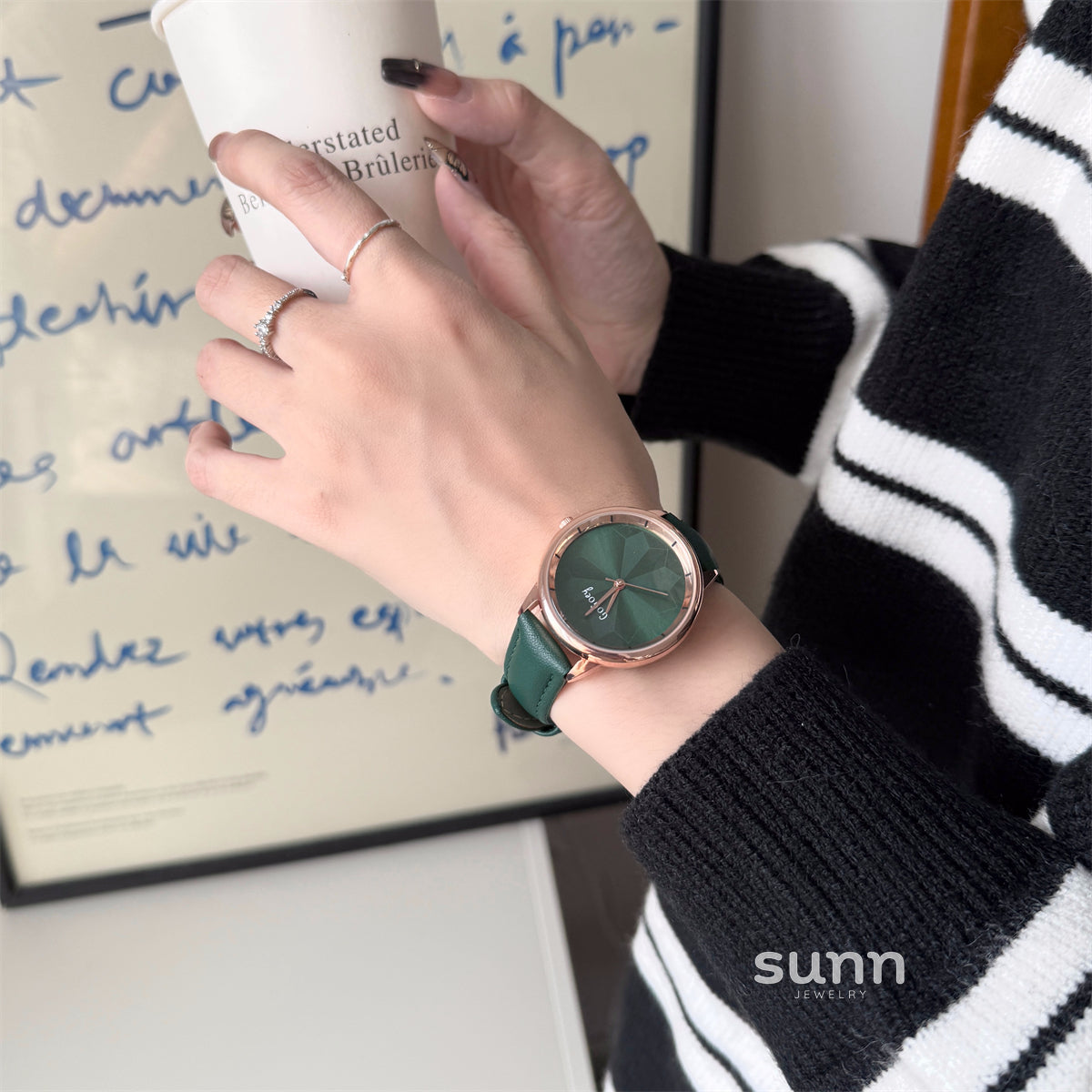 Morgan Elegant Square Watch [DT3GH71Z]