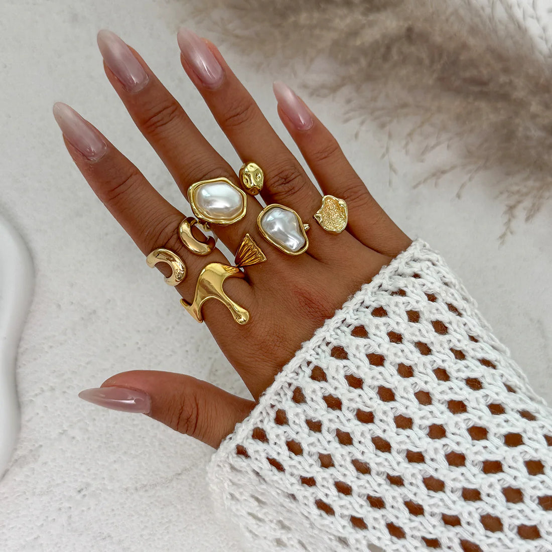 Morghan 5-Piece Pearl Crown Ring Set