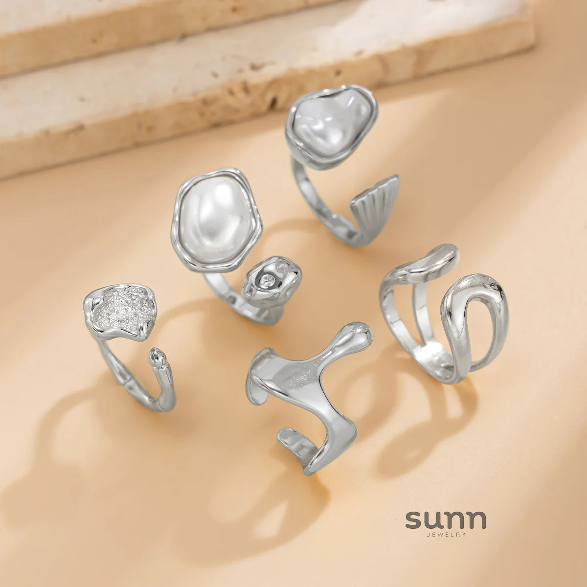 Morghan 5-Piece Pearl Crown Ring Set
