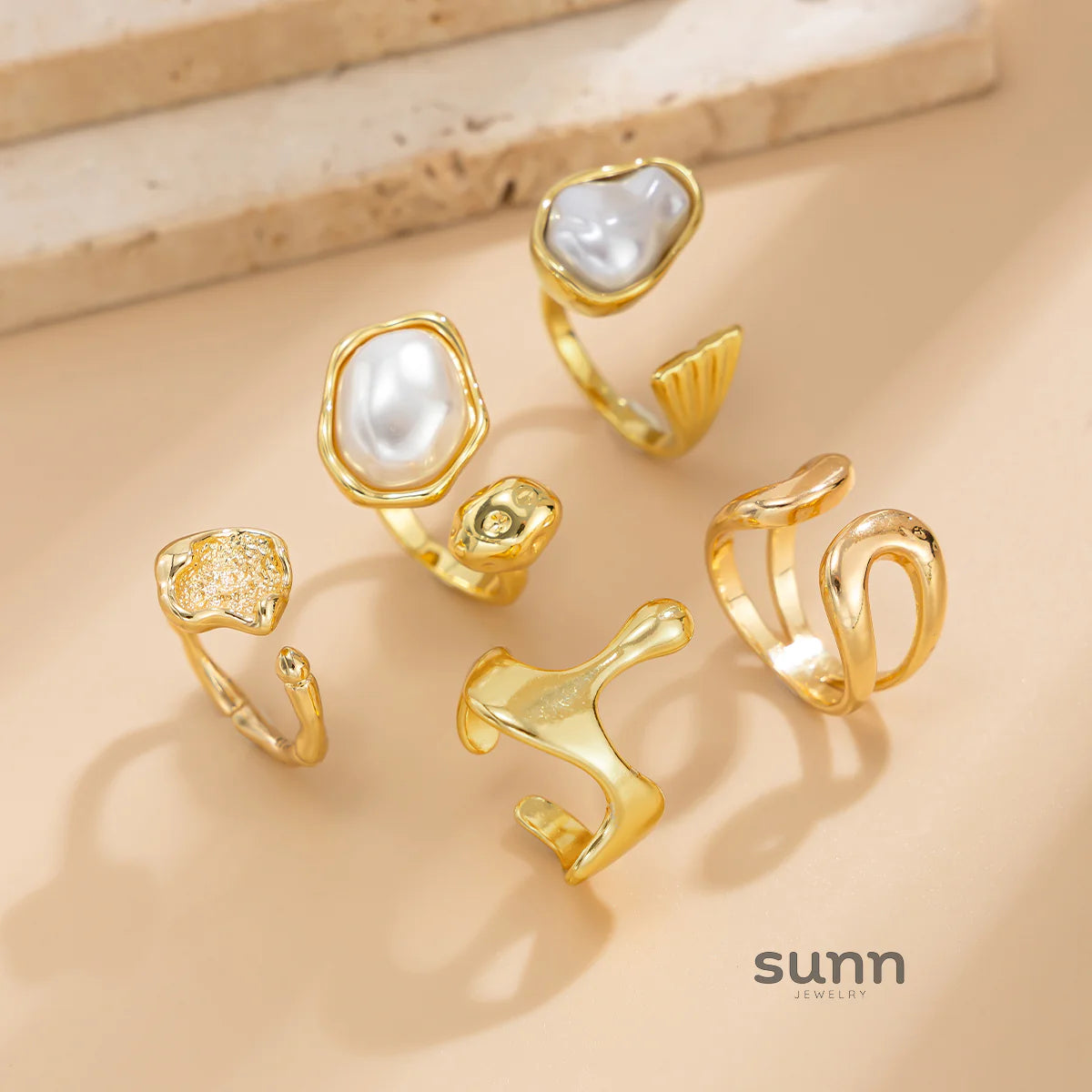 Morghan 5-Piece Pearl Crown Ring Set