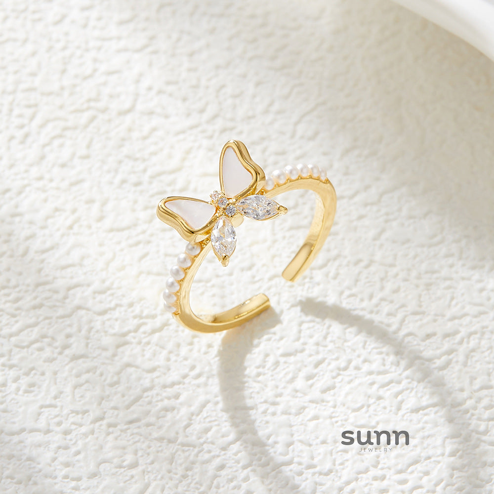 Moriah Pearl Butterfly Ring [7GXLQ42X]