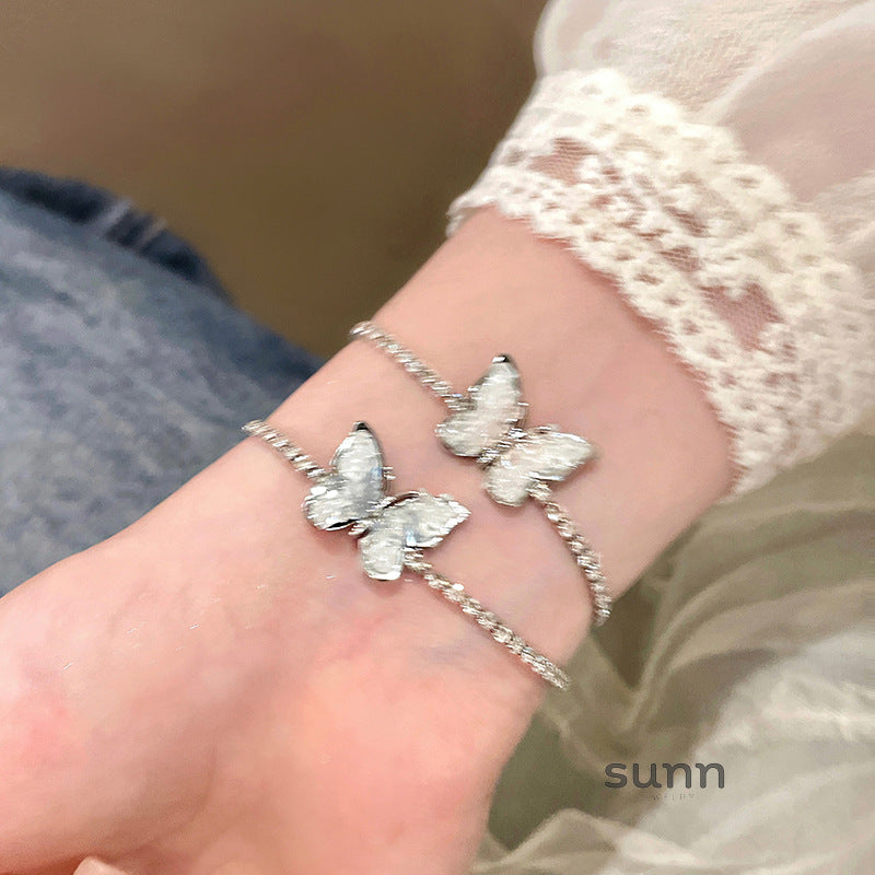 Murphy Crystal Butterfly Bracelet [7VH1QRHC]