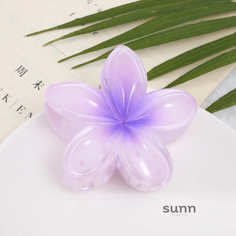 Myanna Gradient Floral Claw Clip