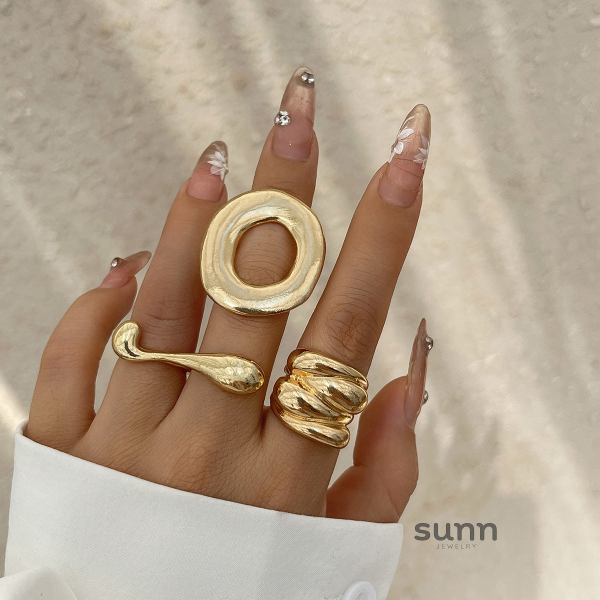 Myiah Asymmetrical Pearl Open Ring [RTSI13PA]