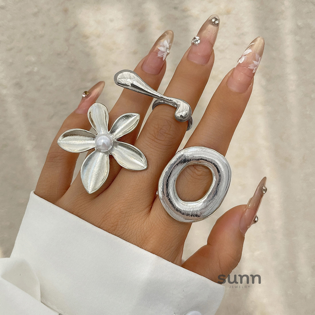 Myiah Asymmetrical Pearl Open Ring [5C3AD729]