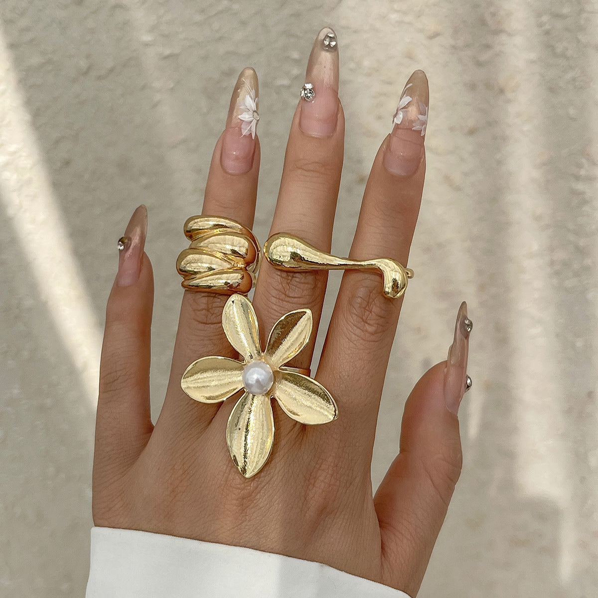 Myiah Asymmetrical Pearl Open Ring [5C3AD729]