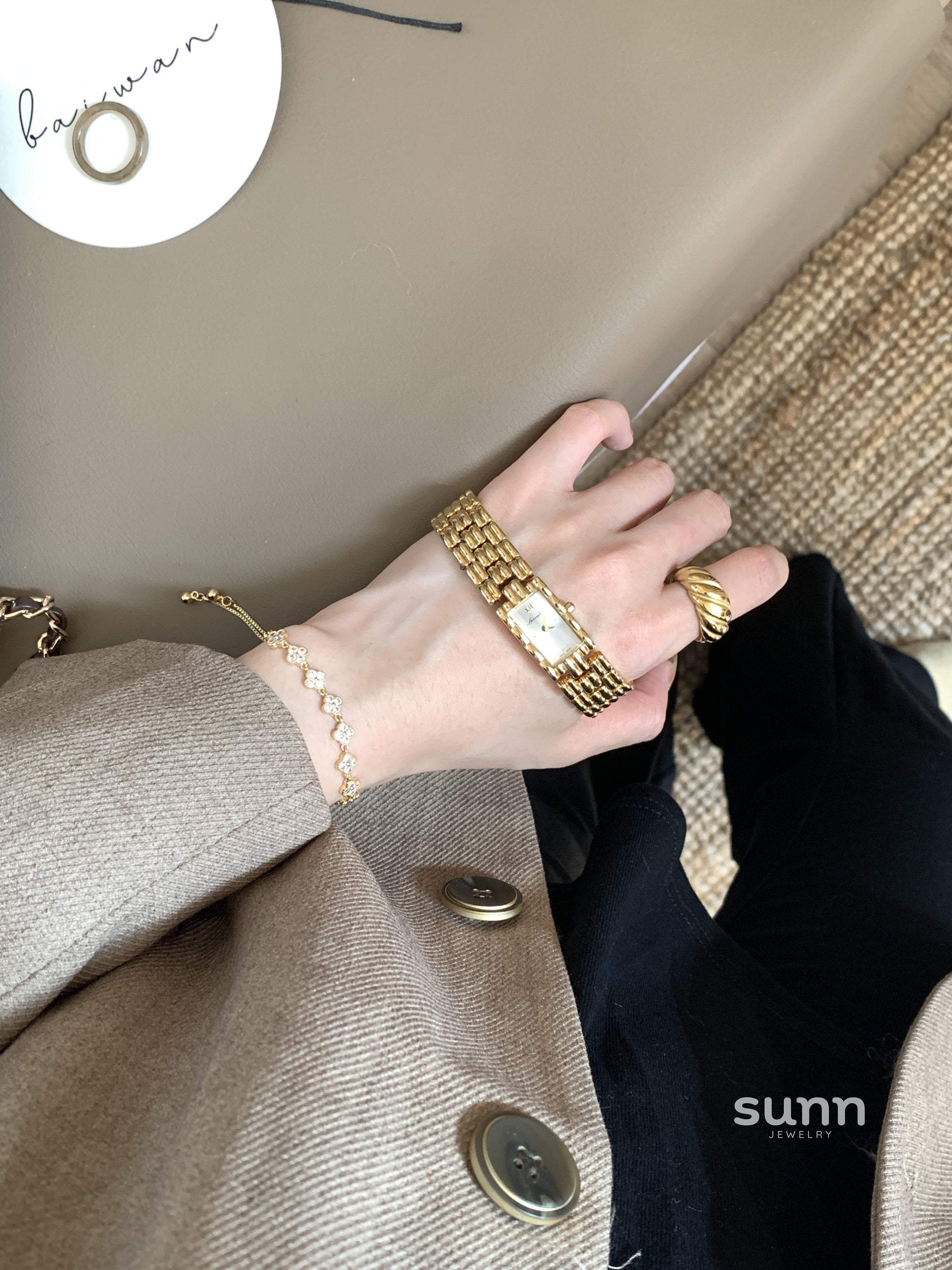 Myleigh Slim Bracelet Watch [27ZGHJ0Y]