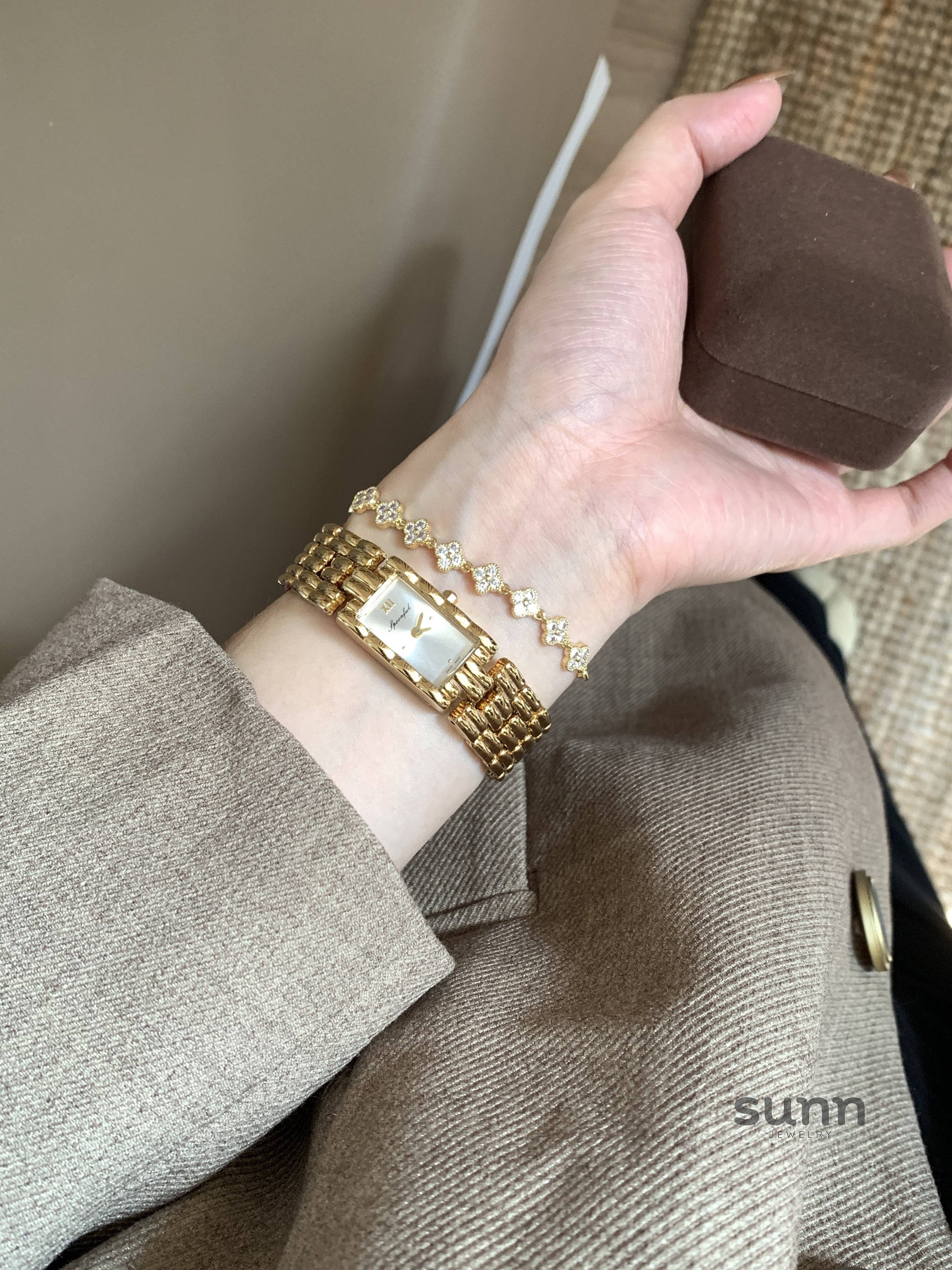Myleigh Slim Bracelet Watch [9LM5TTVR]