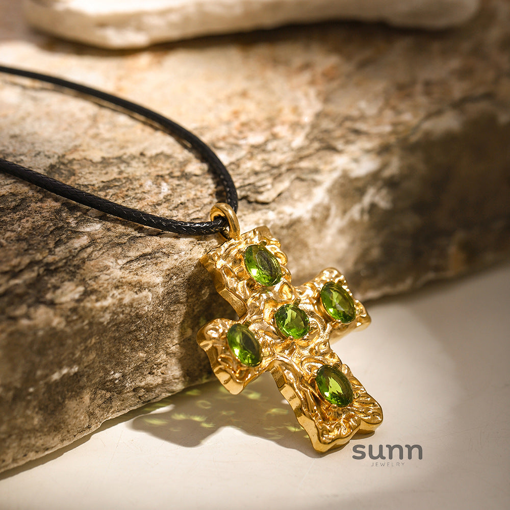 Myrah Paved Star Necklace